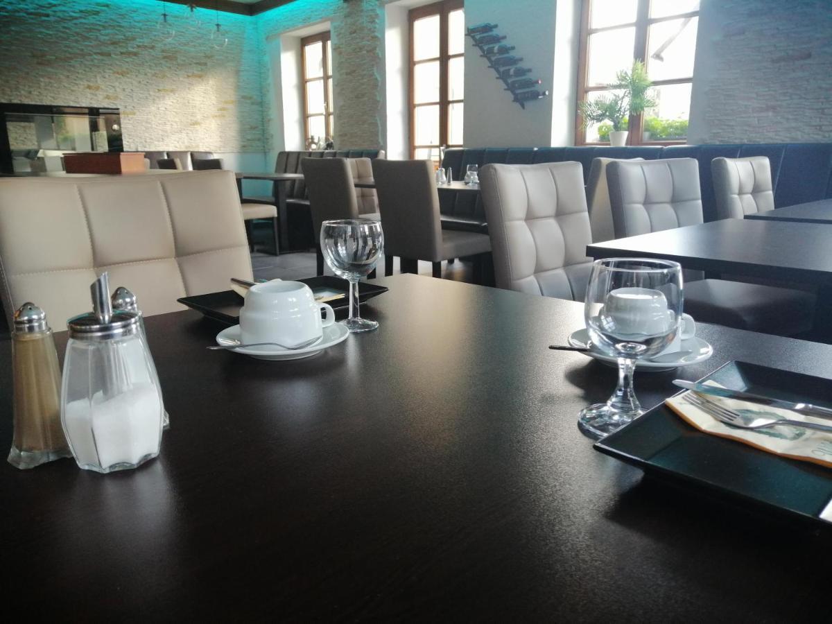 Hotel Wilder Mann Feuchtwangen Luaran gambar
