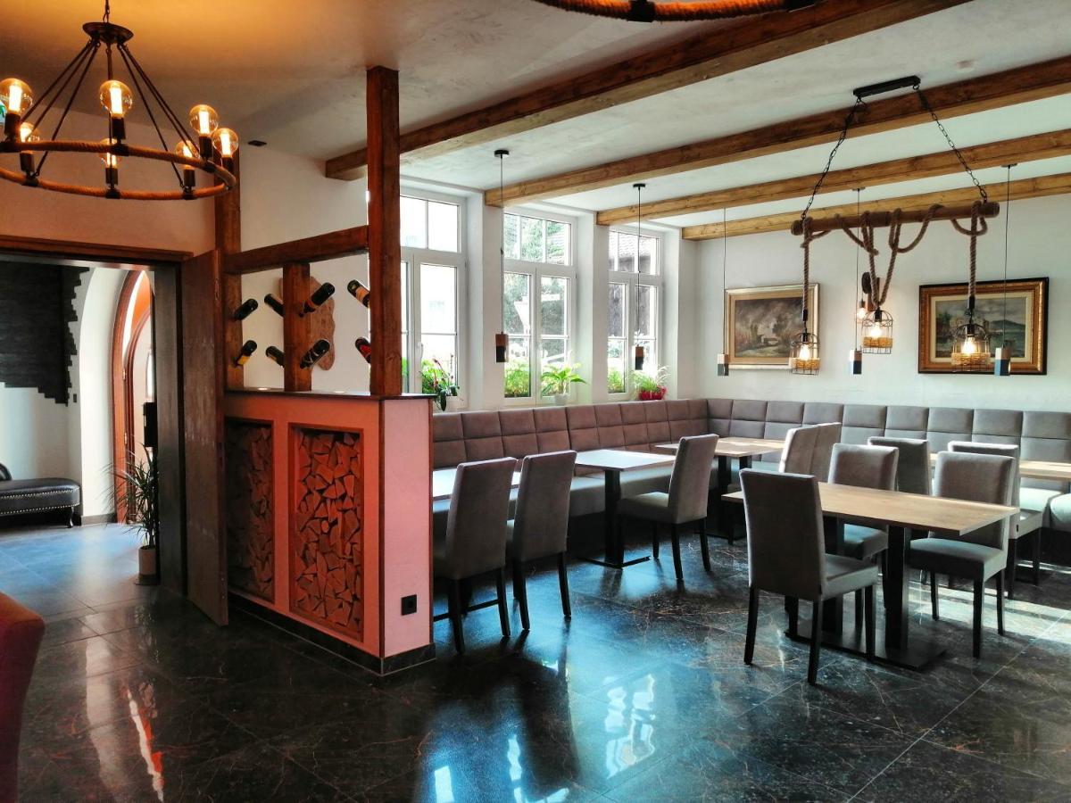 Hotel Wilder Mann Feuchtwangen Luaran gambar