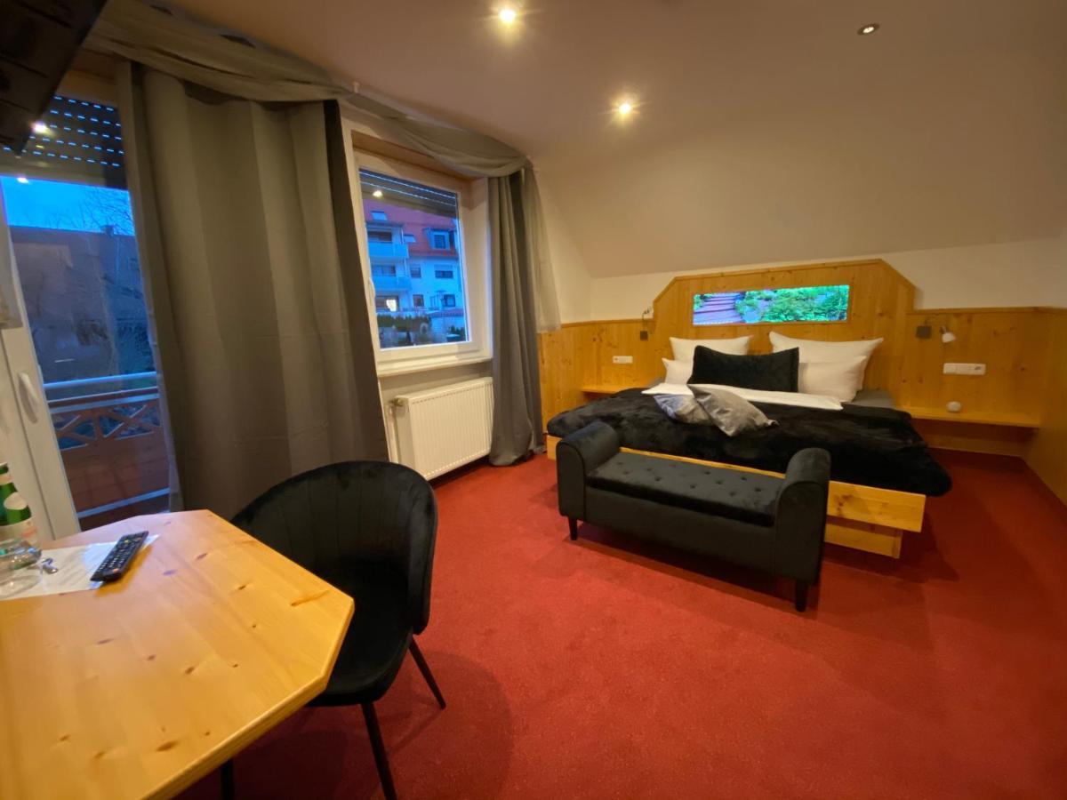Hotel Wilder Mann Feuchtwangen Luaran gambar
