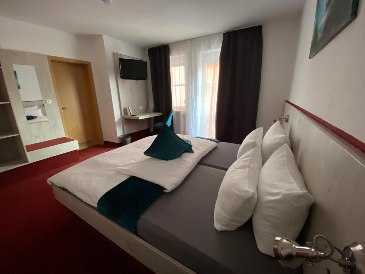 Hotel Wilder Mann Feuchtwangen Luaran gambar