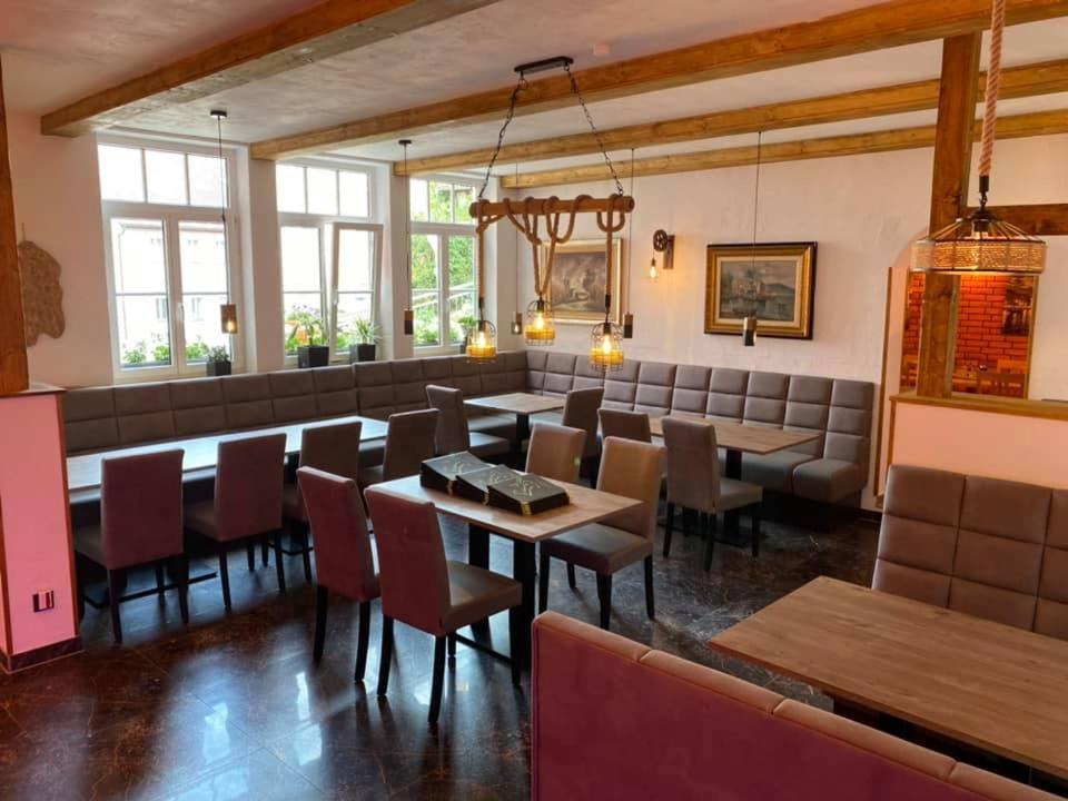 Hotel Wilder Mann Feuchtwangen Luaran gambar