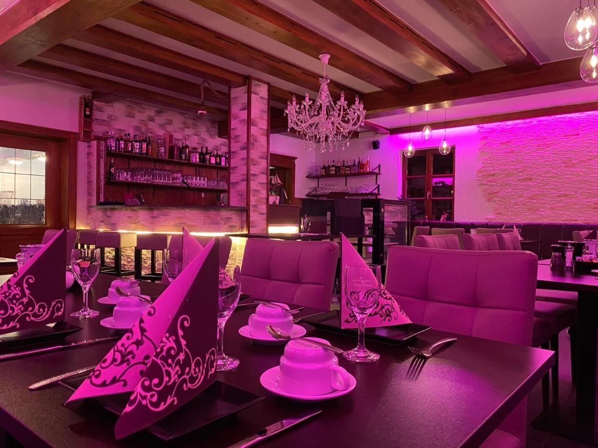 Hotel Wilder Mann Feuchtwangen Luaran gambar