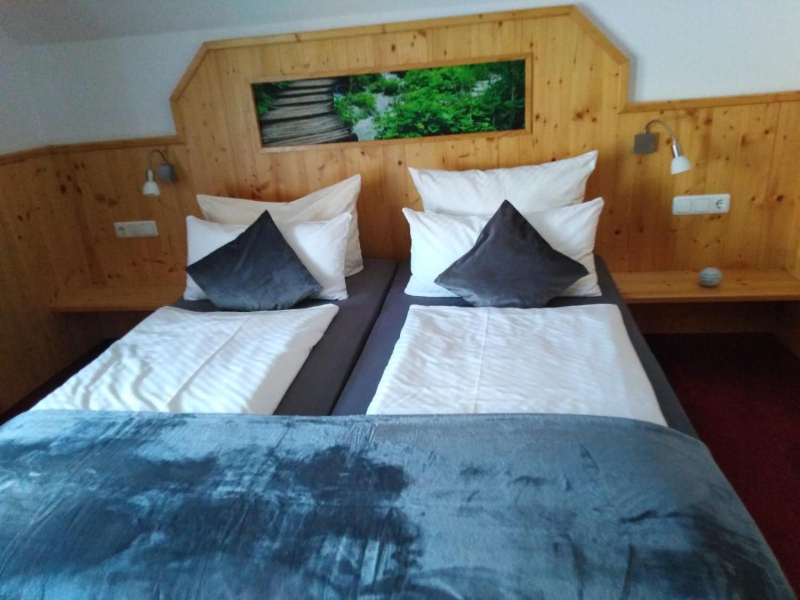Hotel Wilder Mann Feuchtwangen Luaran gambar